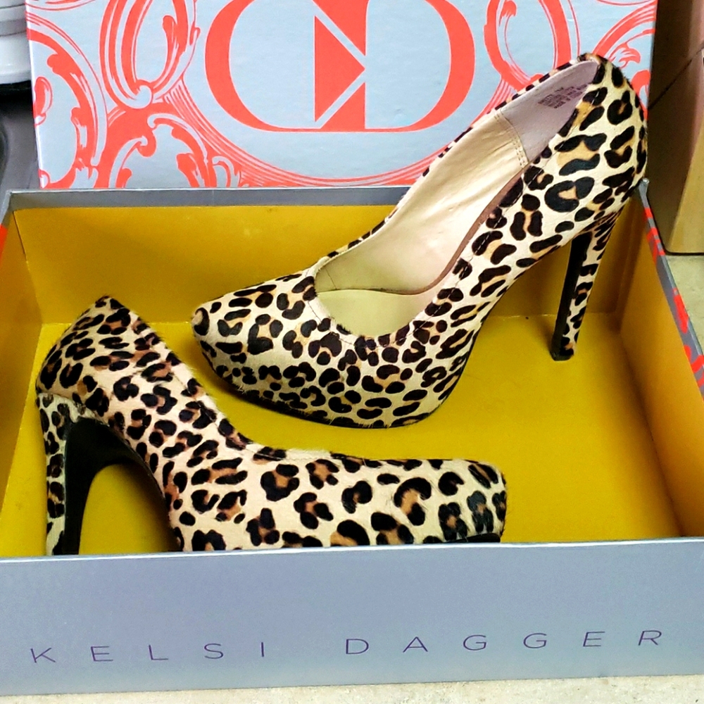 Kelsi Dagger heels - Picture 1 of 7
